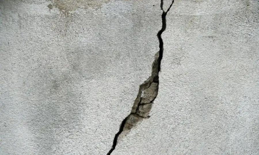 Cracked Concrete Esm W900