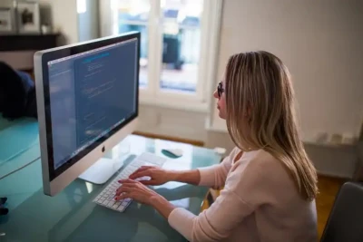 Coding 796x531 Esm H267