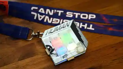 Dc29badge Feat2 Esm H240