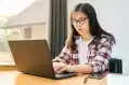 Woman Laptop Glasses Esm H79